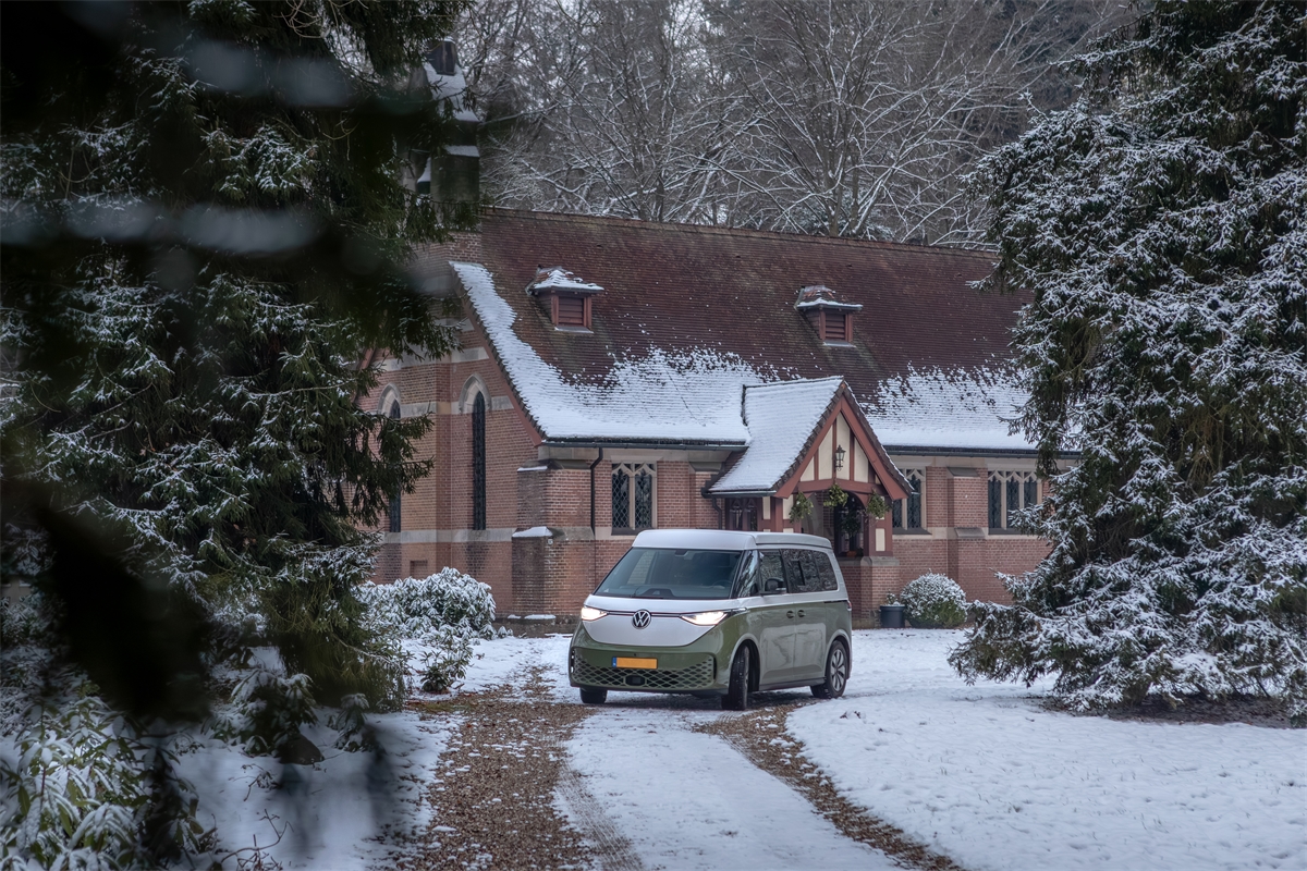 Winter camping with the electric Outbase ID.Buzz campervan