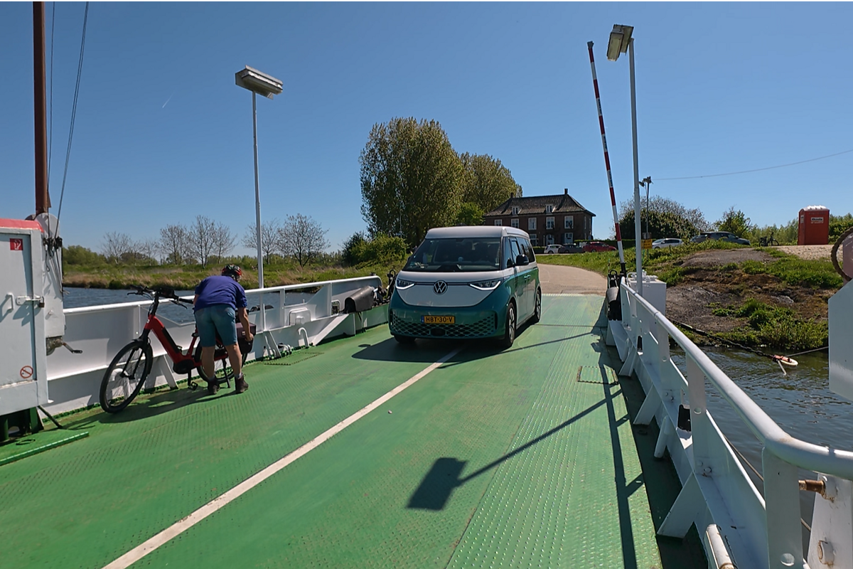 Met de elektrische camper op de ferry mag dat eigenlijk wel?
